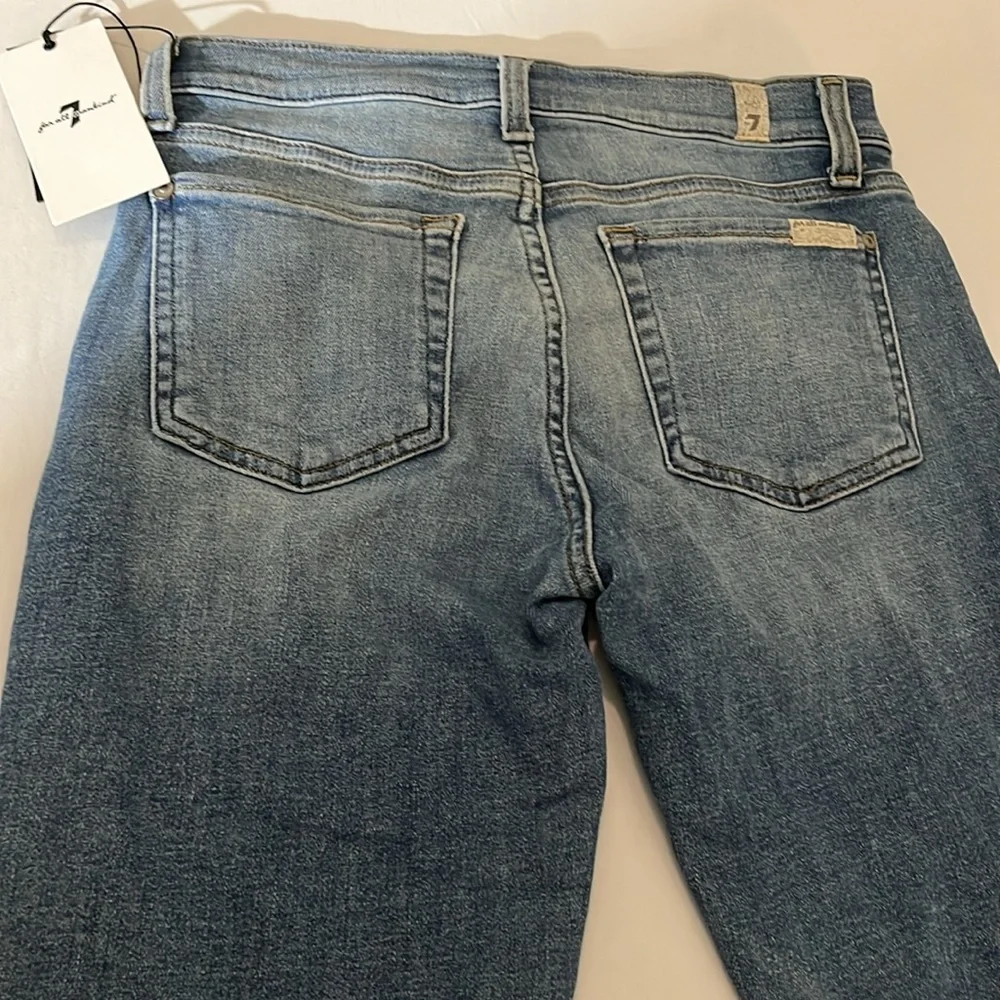 7 FOR ALL MANKIND size 26 blue jeans ANKLE GWENEVERE. stretch distressed hem - Picture 5 of 16